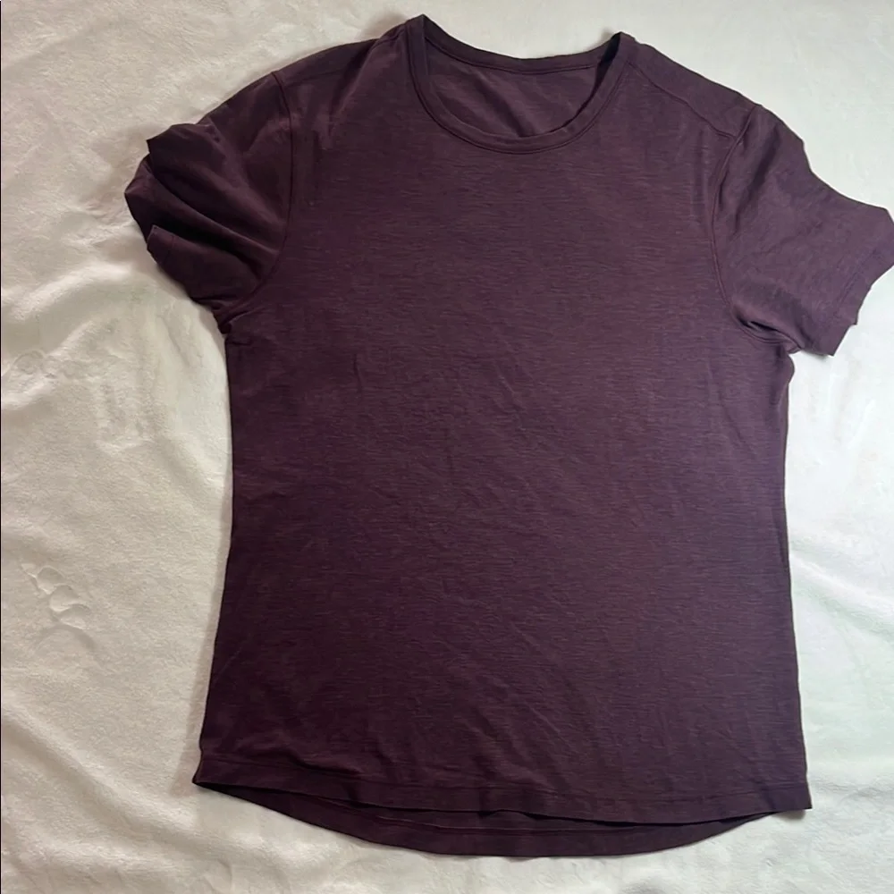 Lululemon Athletica burgundy Short Sleeve Tee